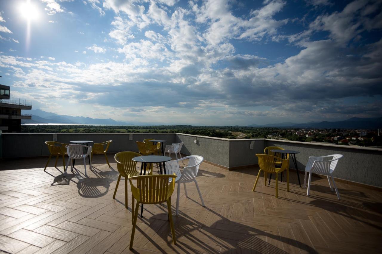 Sky Hotel Shkodër Exterior foto